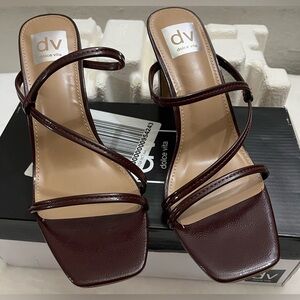 Sandals Women's Starlit Strappy Slip-On Dress DV Dolce Vita Size 7.5 Burgundy